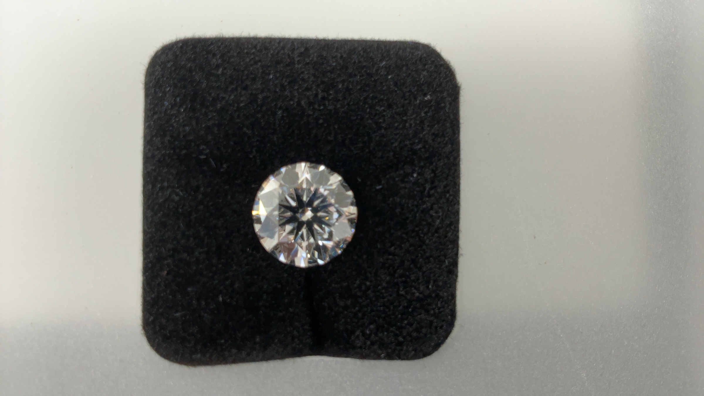 3.51 Round Brilliant Ideal Cut E Color VVS 